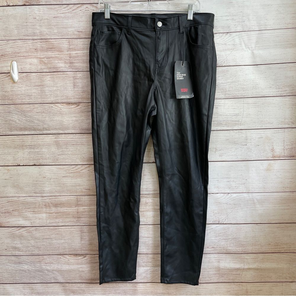 NEW WITH TAGS LEVIS 720 HIGH RISE SUPER SKINNY VEGAN LEATHER JEANS IN‎ BLACK